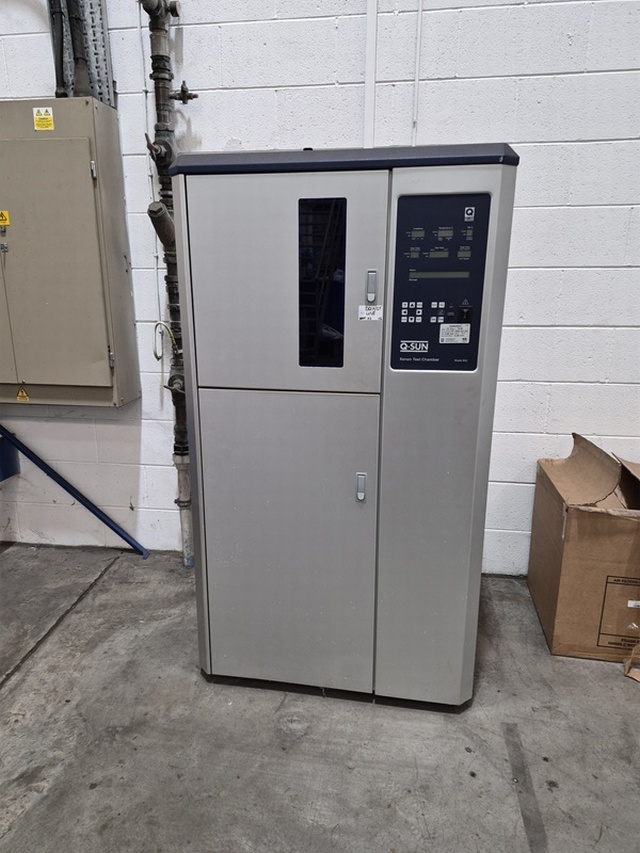 Q-SUN Xenon Test Chamber, Model B02 (Ref. 12189)